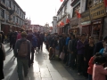 2014-08-04 08-25-06 Auf dem Barkhor in Lhasa